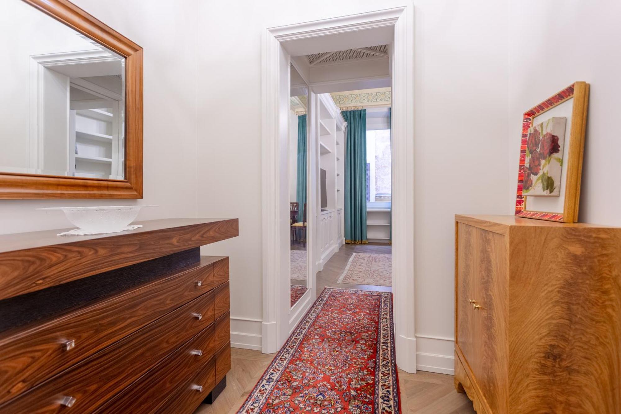 Carrozze Luxury Apartment *
